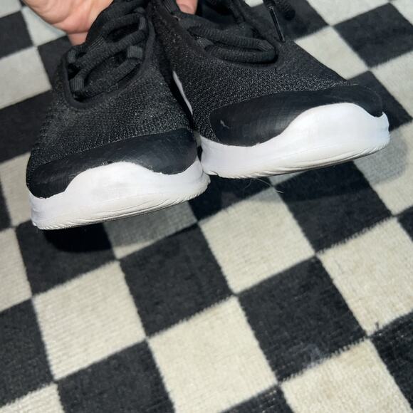 Nike AQ2743 012 Air Max Motion Black Gold Kids 5.5Y‎ Athletic Running Sneakers - Picture 8 of 9